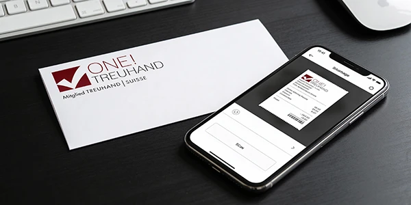 Das Bild zeigt eine professionelle Dokumentenverwaltung von ONE! TREUHAND, ideal für effiziente Steuerberatungslösungen.